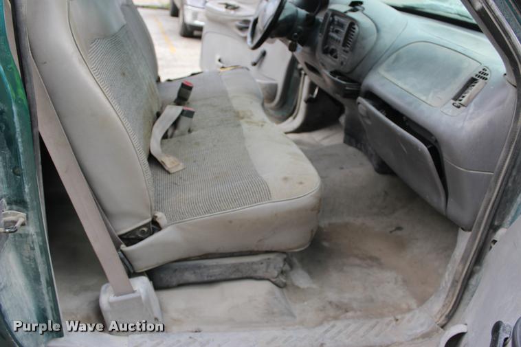 image for item DA2724 1997 Ford F150 SuperCab pickup truck