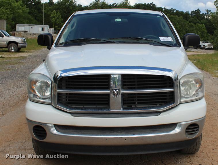 image for item DA2725 2007 Dodge Ram 1500 Quad Cab pickup truck