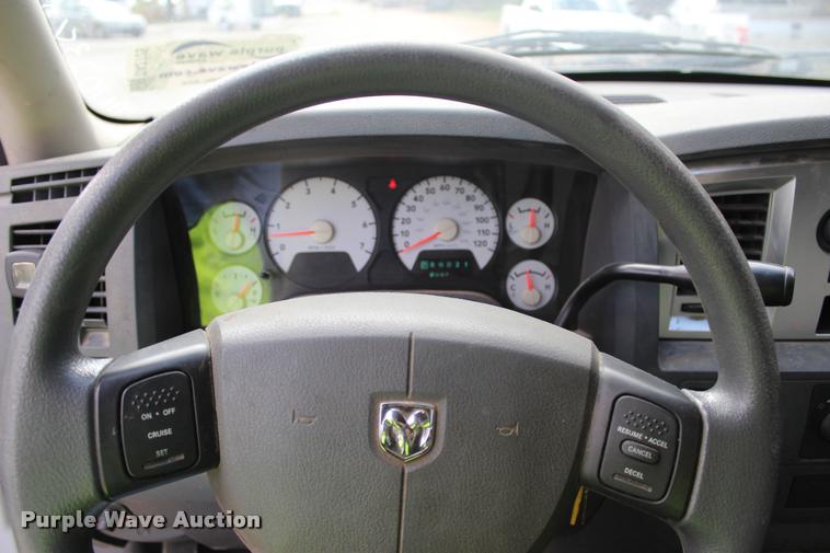 image for item DA2725 2007 Dodge Ram 1500 Quad Cab pickup truck