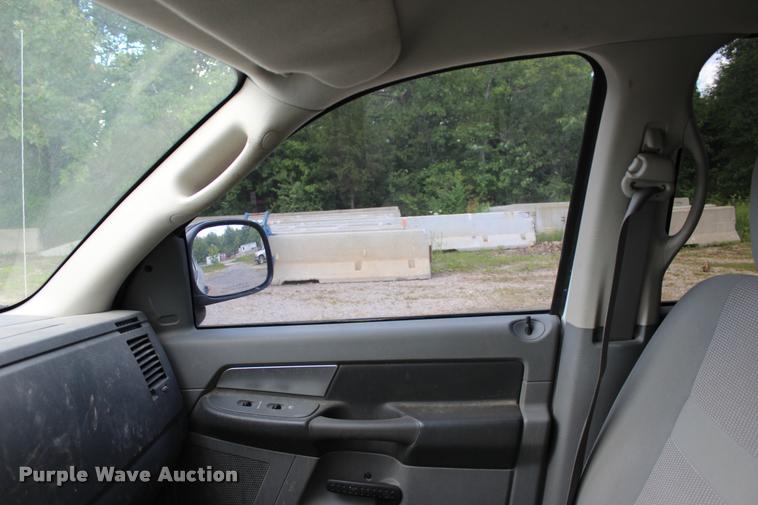 image for item DA2725 2007 Dodge Ram 1500 Quad Cab pickup truck