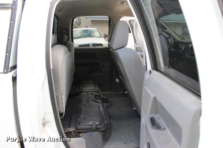 image for item DA2725 2007 Dodge Ram 1500 Quad Cab pickup truck