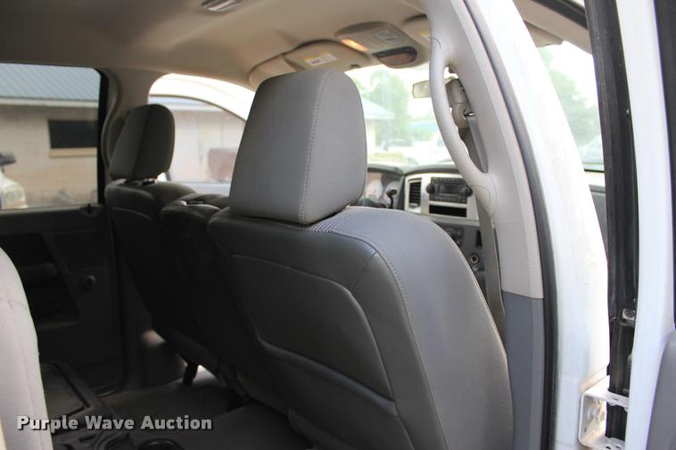 image for item DA2725 2007 Dodge Ram 1500 Quad Cab pickup truck