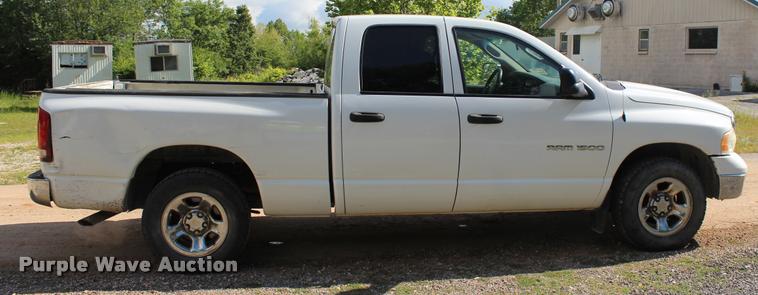 image for item DA2726 2005 Dodge Ram 1500 Quad Cab pickup truck