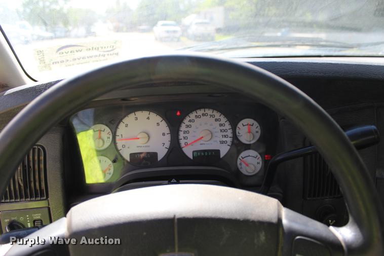 image for item DA2726 2005 Dodge Ram 1500 Quad Cab pickup truck