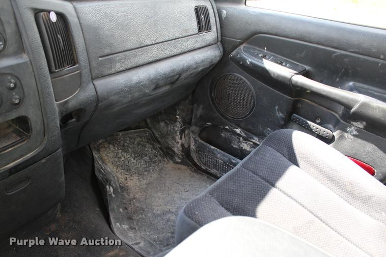 image for item DA2726 2005 Dodge Ram 1500 Quad Cab pickup truck