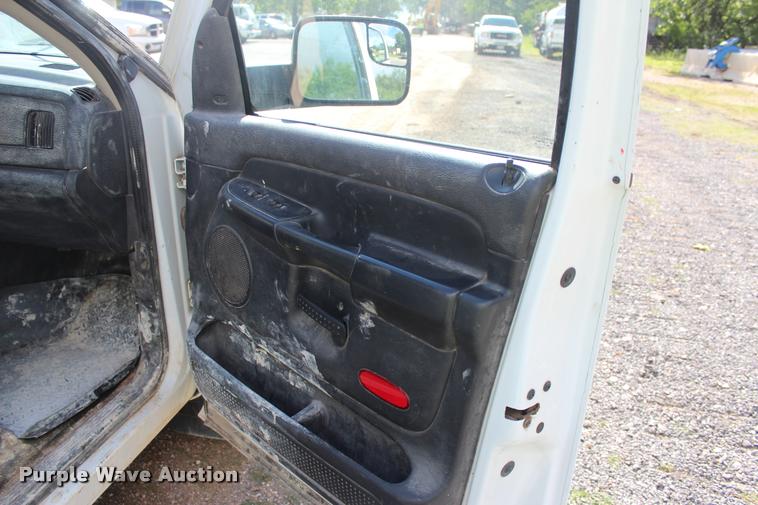 image for item DA2726 2005 Dodge Ram 1500 Quad Cab pickup truck