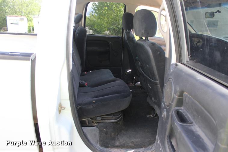 image for item DA2726 2005 Dodge Ram 1500 Quad Cab pickup truck