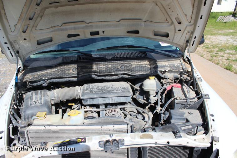 image for item DA2726 2005 Dodge Ram 1500 Quad Cab pickup truck