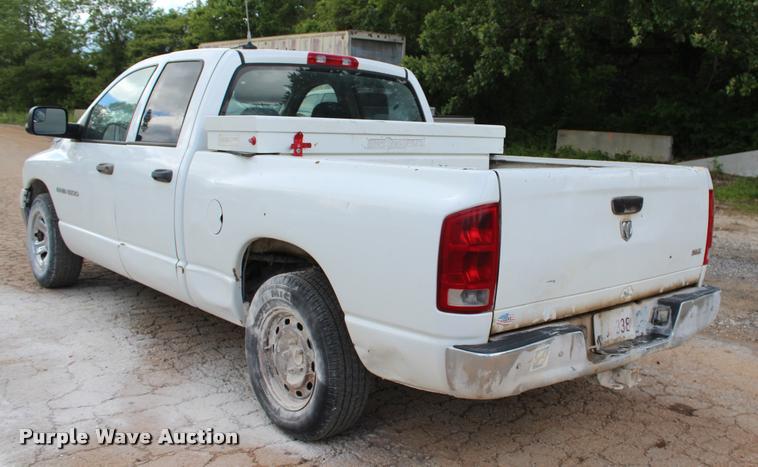 image for item DA2727 2005 Dodge Ram 1500 Quad Cab pickup truck