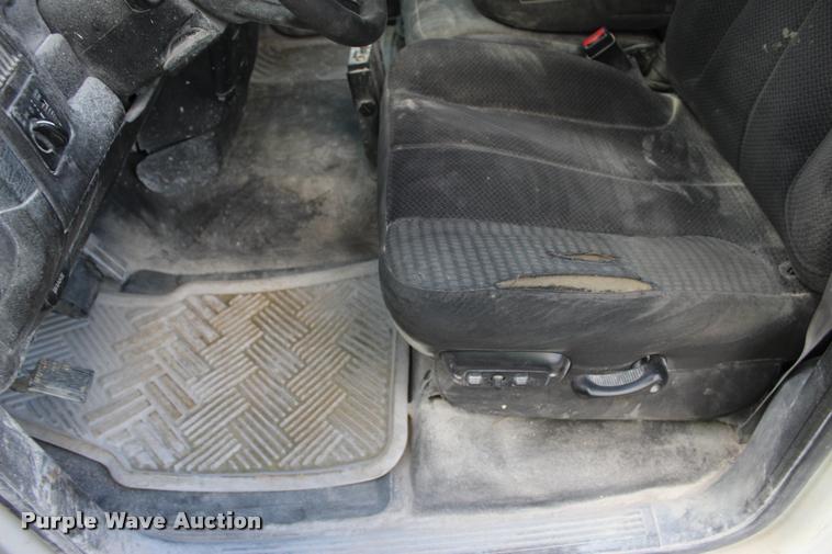 image for item DA2727 2005 Dodge Ram 1500 Quad Cab pickup truck