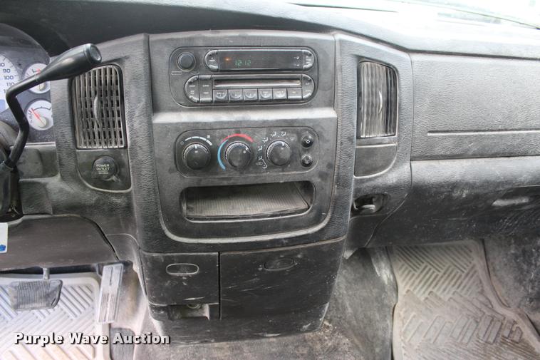 image for item DA2727 2005 Dodge Ram 1500 Quad Cab pickup truck