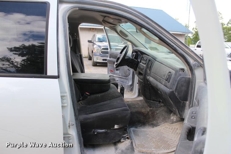 image for item DA2727 2005 Dodge Ram 1500 Quad Cab pickup truck