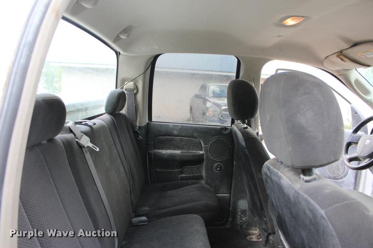 image for item DA2727 2005 Dodge Ram 1500 Quad Cab pickup truck
