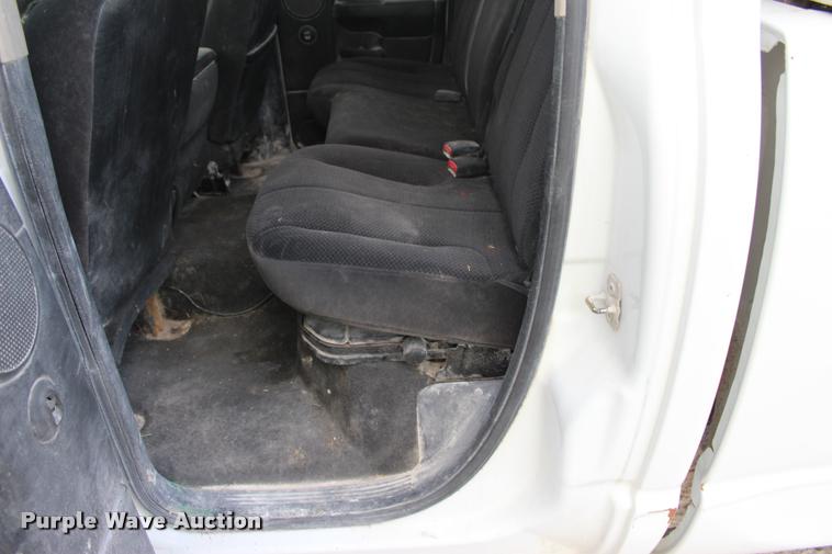 image for item DA2727 2005 Dodge Ram 1500 Quad Cab pickup truck