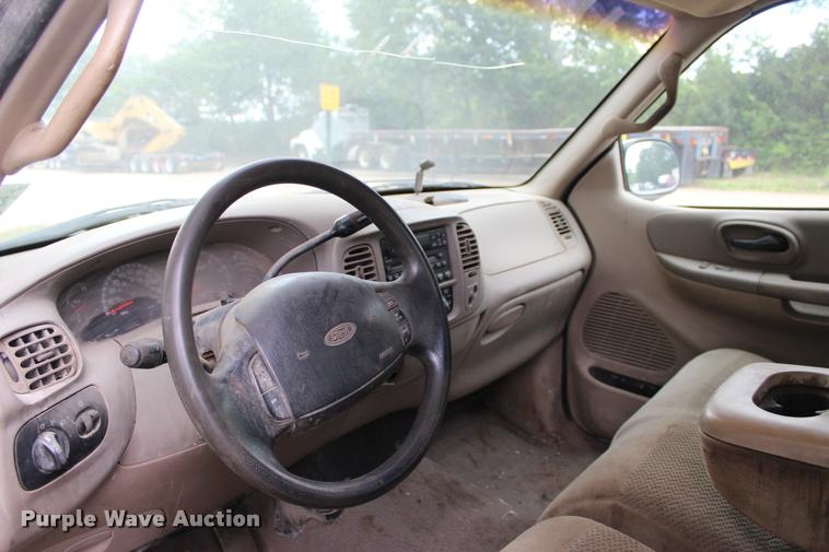 image for item DA2728 2000 Ford F150 SuperCab pickup truck