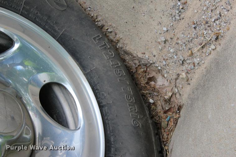 image for item DA2728 2000 Ford F150 SuperCab pickup truck