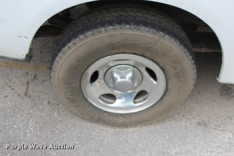 image for item DA2728 2000 Ford F150 SuperCab pickup truck