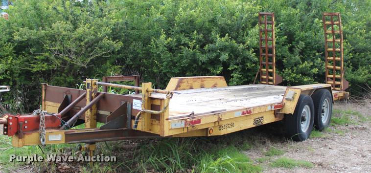 image for item DA2730 2006 Starlite 82-H206CR equipment trailer