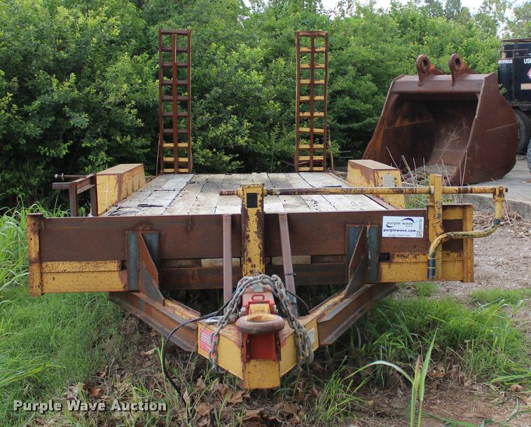 image for item DA2730 2006 Starlite 82-H206CR equipment trailer