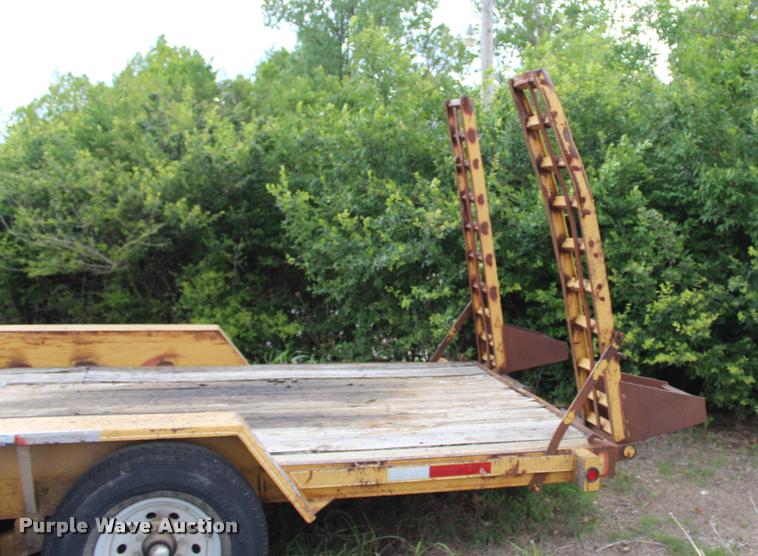 image for item DA2730 2006 Starlite 82-H206CR equipment trailer