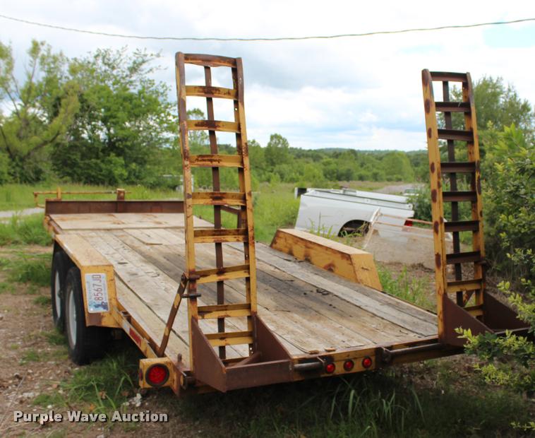 image for item DA2730 2006 Starlite 82-H206CR equipment trailer