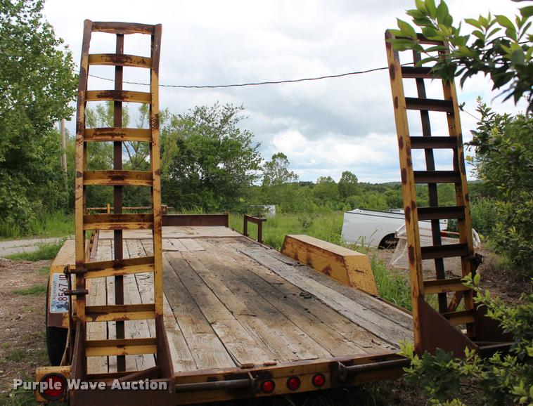 image for item DA2730 2006 Starlite 82-H206CR equipment trailer