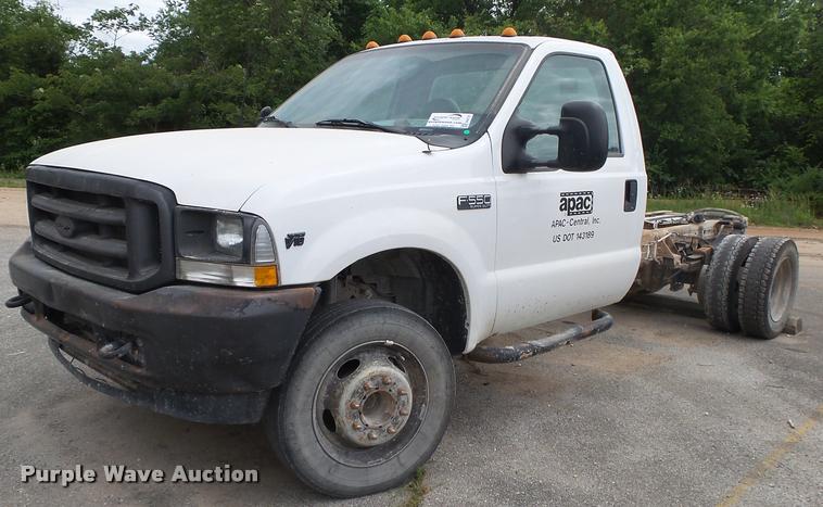 image for item DA2731 2003 Ford F550 truck cab and chassis