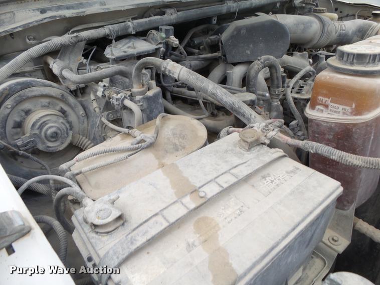 image for item DA2731 2003 Ford F550 truck cab and chassis