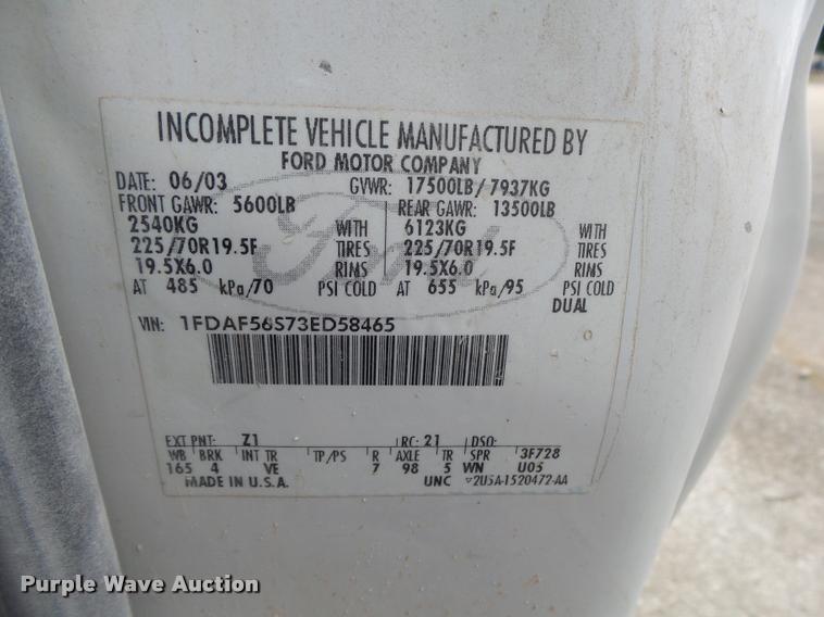 image for item DA2731 2003 Ford F550 truck cab and chassis