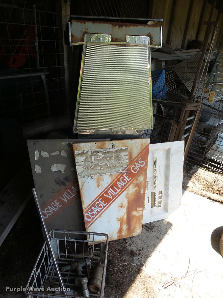 image for item DA2735 Fuel tank