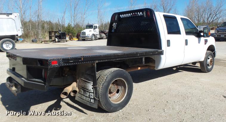 image for item DA3445 2010 Ford F350 Super Duty Crew Cab flatbed pickup truck