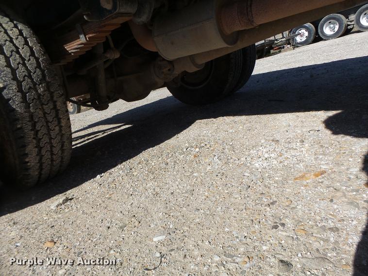 image for item DA3445 2010 Ford F350 Super Duty Crew Cab flatbed pickup truck