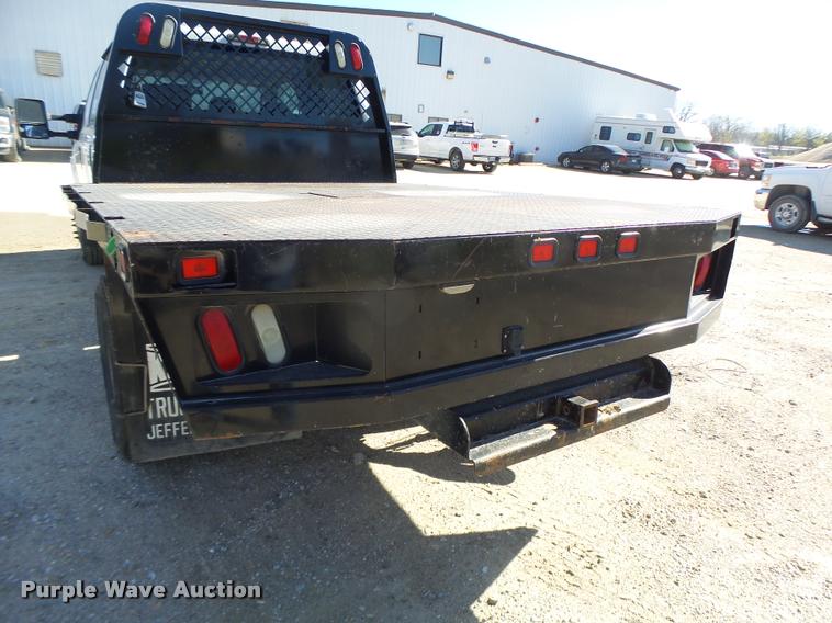 image for item DA3445 2010 Ford F350 Super Duty Crew Cab flatbed pickup truck