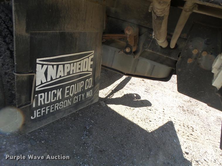 image for item DA3445 2010 Ford F350 Super Duty Crew Cab flatbed pickup truck