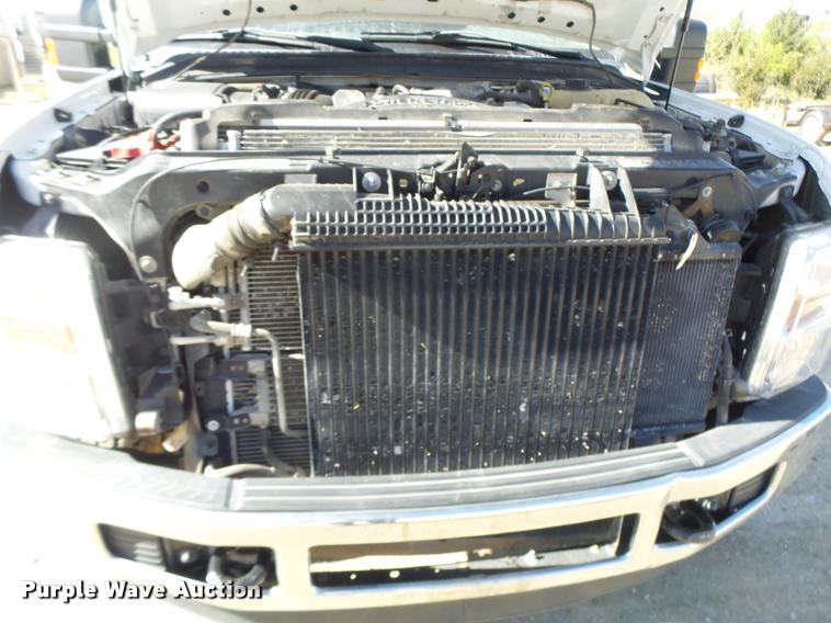 image for item DA3445 2010 Ford F350 Super Duty Crew Cab flatbed pickup truck