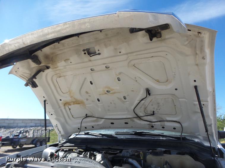 image for item DA3445 2010 Ford F350 Super Duty Crew Cab flatbed pickup truck