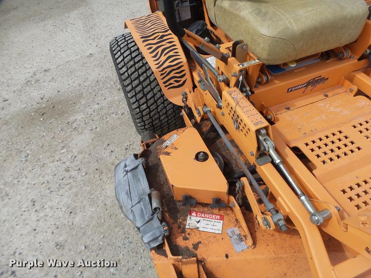 image for item DA3479 Turf Tiger SMT-61A lawn mower