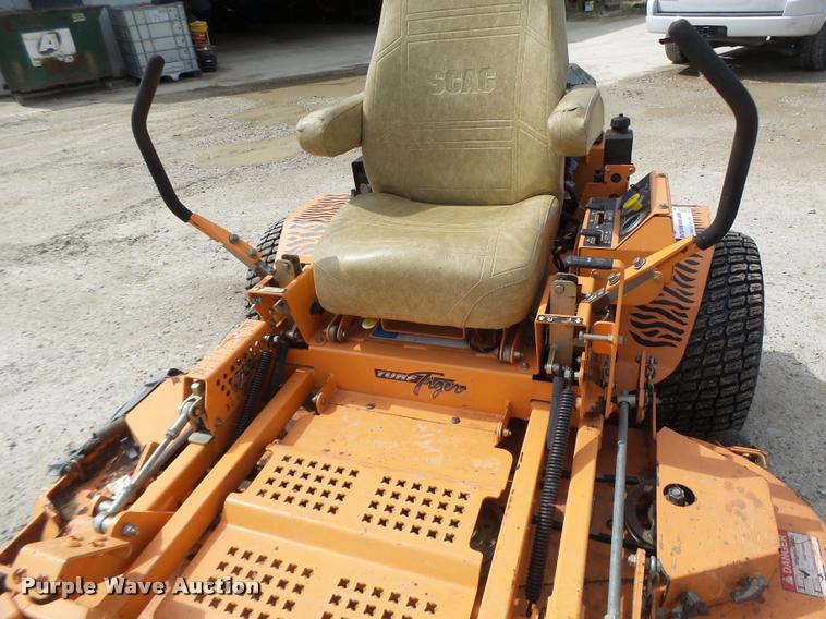 image for item DA3479 Turf Tiger SMT-61A lawn mower