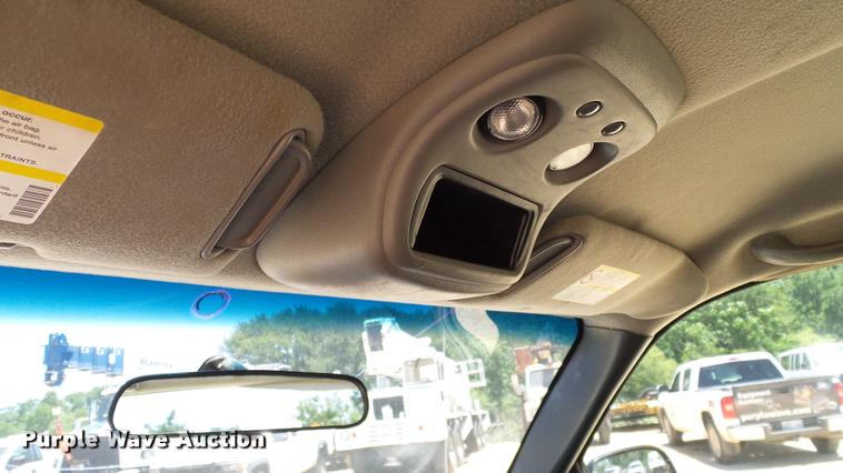 image for item DA6223 2002 Chevrolet Silverado 2500HD Ext. Cab pickup truck