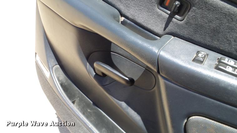 image for item DA6223 2002 Chevrolet Silverado 2500HD Ext. Cab pickup truck