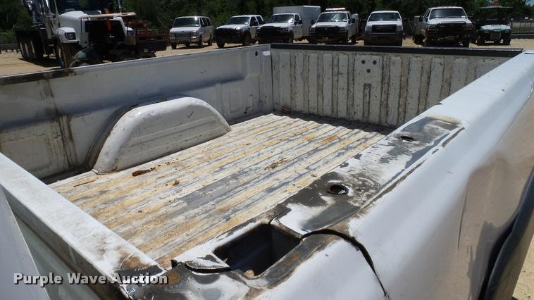 image for item DA6223 2002 Chevrolet Silverado 2500HD Ext. Cab pickup truck