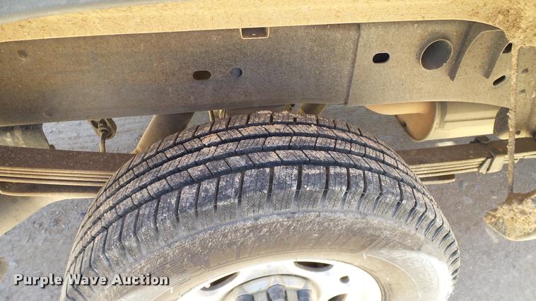 image for item DA6223 2002 Chevrolet Silverado 2500HD Ext. Cab pickup truck