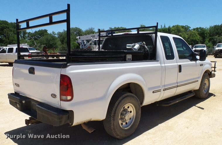 image for item DA6224 1999 Ford F250 Super Duty SuperCab pickup truck