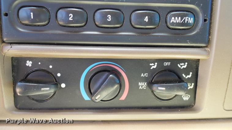 image for item DA6224 1999 Ford F250 Super Duty SuperCab pickup truck