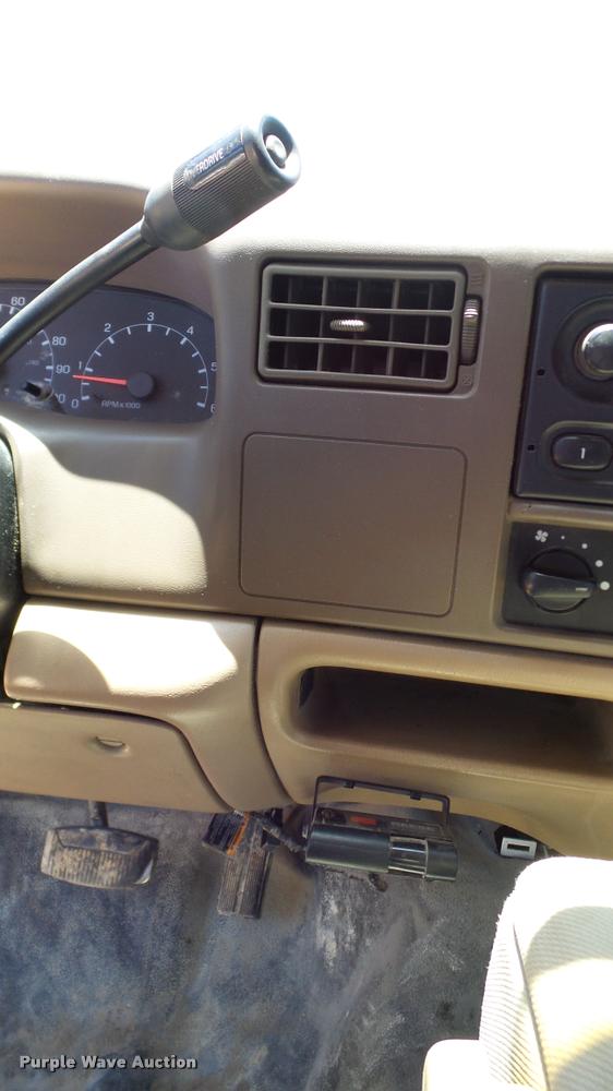 image for item DA6224 1999 Ford F250 Super Duty SuperCab pickup truck