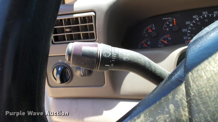 image for item DA6224 1999 Ford F250 Super Duty SuperCab pickup truck