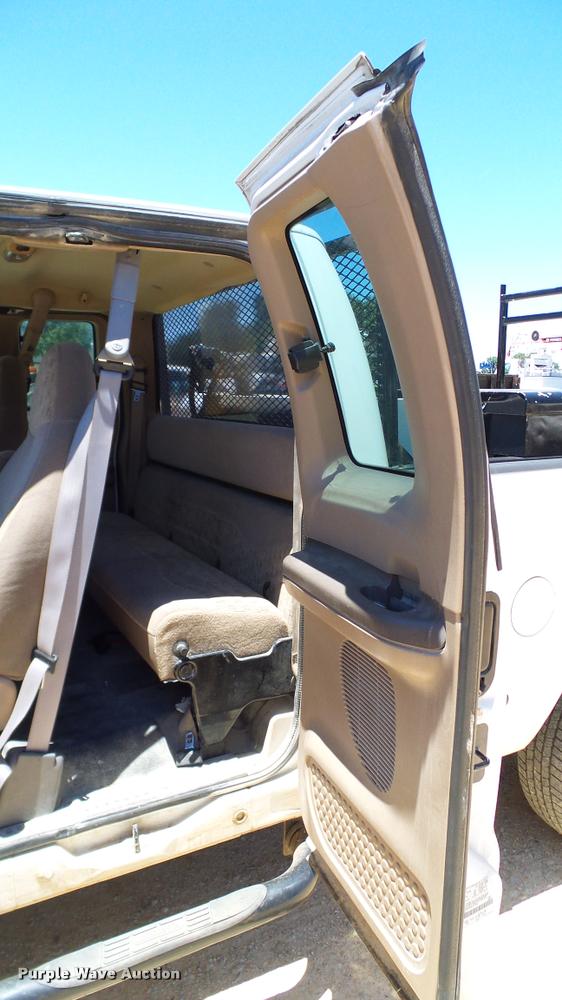 image for item DA6224 1999 Ford F250 Super Duty SuperCab pickup truck