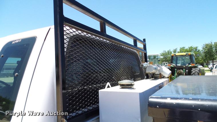 image for item DA6224 1999 Ford F250 Super Duty SuperCab pickup truck