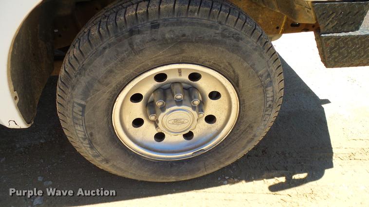 image for item DA6224 1999 Ford F250 Super Duty SuperCab pickup truck