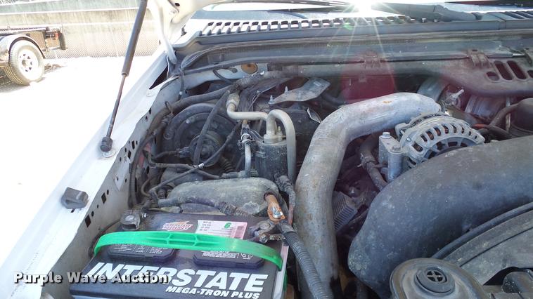 image for item DA6226 2006 Ford F550 Crew Cab truck cab and chassis